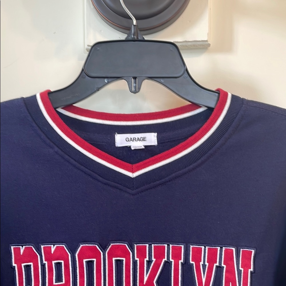 Garage Brooklyn NY 1991 Navy Varsity Sweatshirt XS V-Neck Retro Pullover - Picture 3 of 9